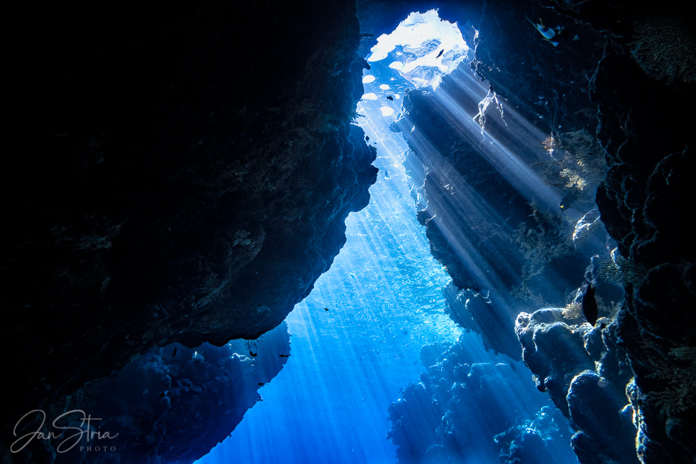 Heaven under water